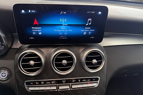 Mercedes-Benz GLC220 d 25 of 30