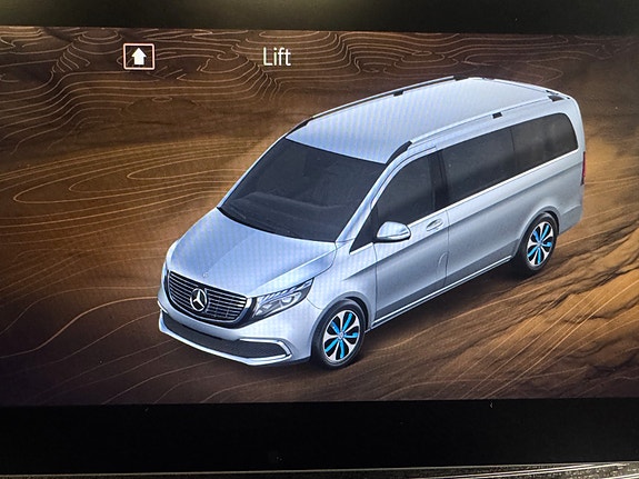 Mercedes-Benz EQV300 20 of 30
