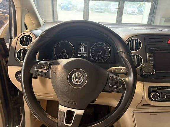 Volkswagen Golf Plus 9 of 12