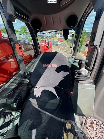 Manitou MRT 2150+ Roterende Teleskoptruck - Jibb, pallegaffel og mannskapskurv 17 of 24