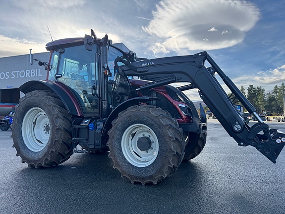 Valtra A115H4 2025, kr 980 000,-