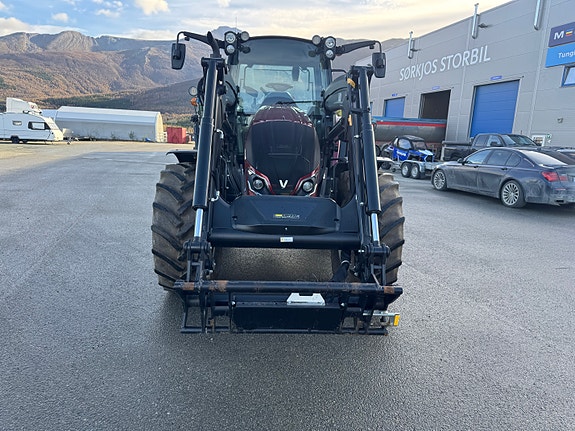 Valtra A115H4 2025, kr 980 000,-