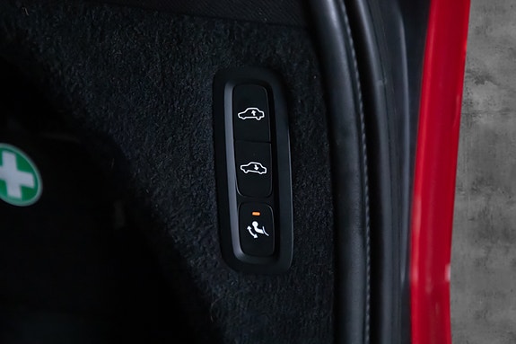 Volvo XC90 25 of 26