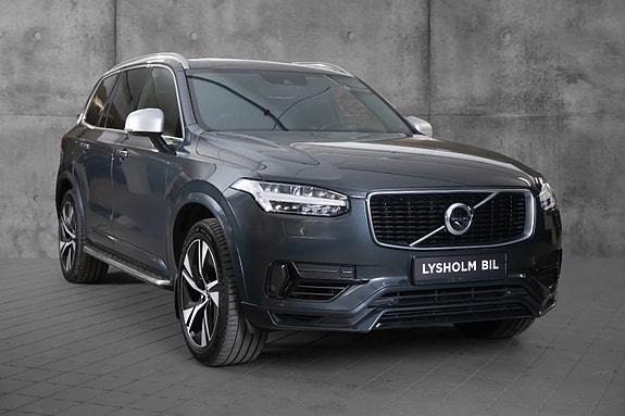 Volvo XC90 5 of 26