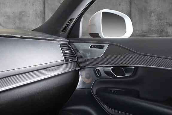 Volvo XC90 23 of 26