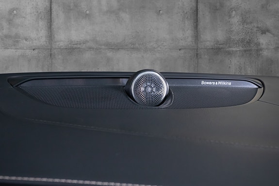 Volvo XC90 20 of 26