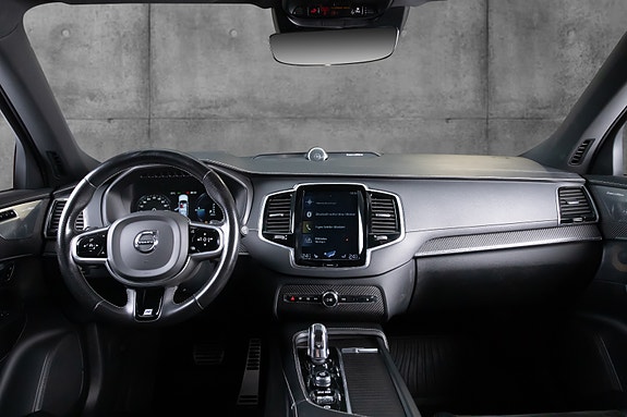 Volvo XC90 7 of 26