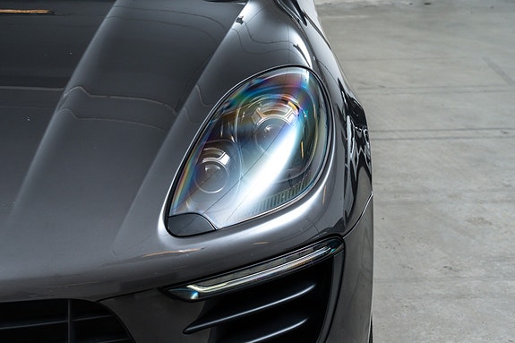 Porsche Macan 3 of 23
