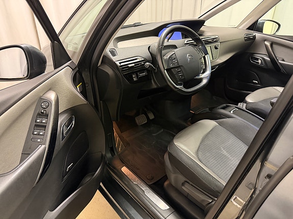 Citroen Grand C4 Picasso 17 of 30