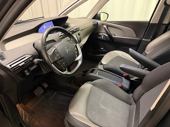 Citroen Grand C4 Picasso 19 of 30