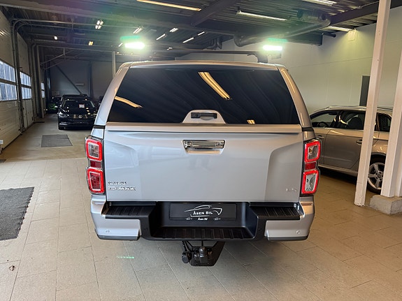 Isuzu D-max 7 of 30