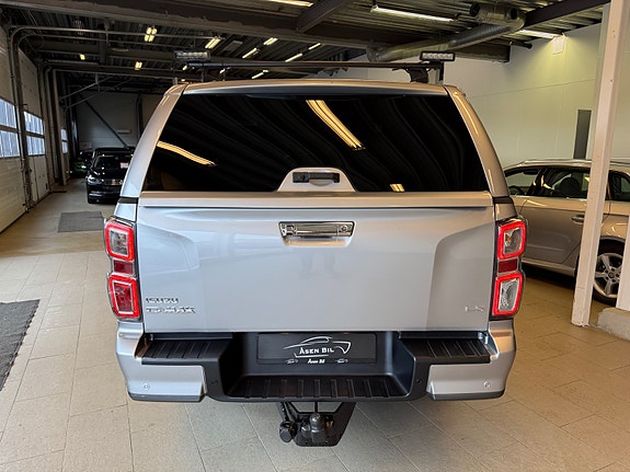 Isuzu D-max 6 of 30