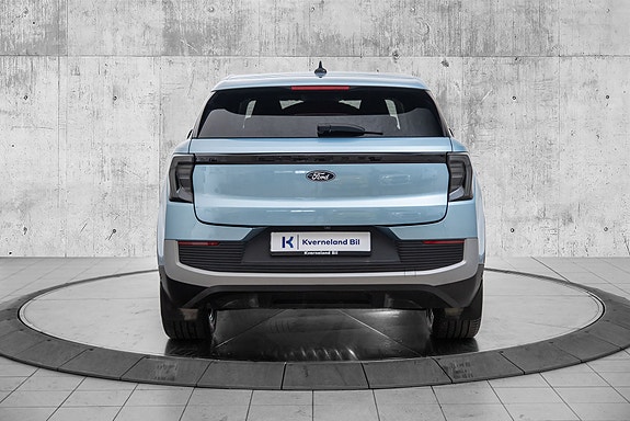 Ford Explorer 4 of 27