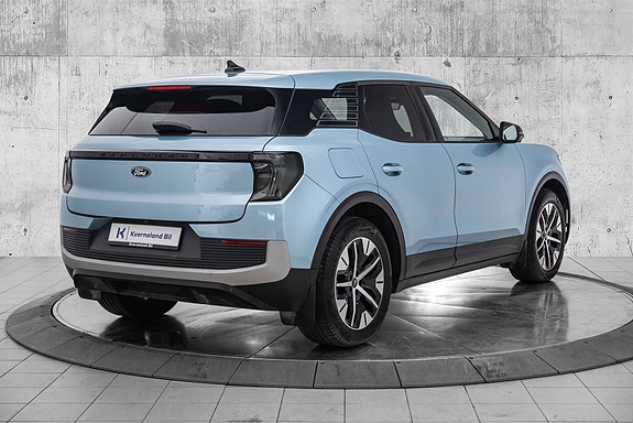 Ford Explorer 5 of 27