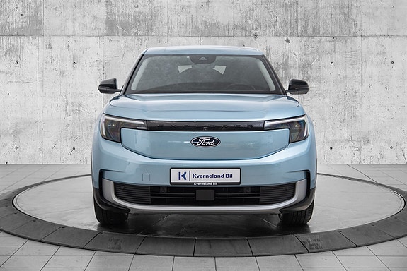 Ford Explorer 8 of 27