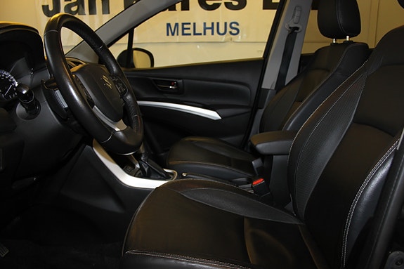 Suzuki SX4 S-Cross 6 of 22