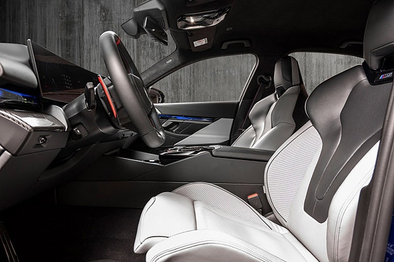 BMW M5 21 of 30