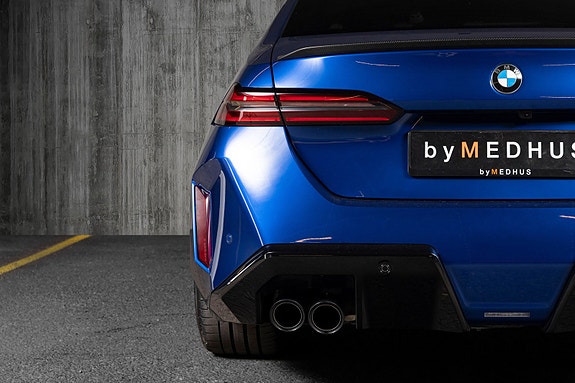 BMW M5 8 of 30