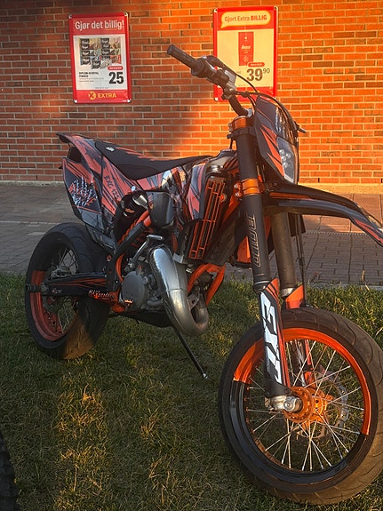 KTM 125 EXC 3 of 6