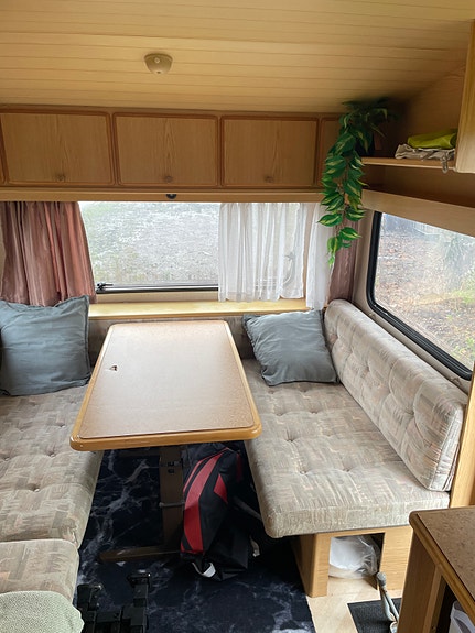 Knaus 8 of 17