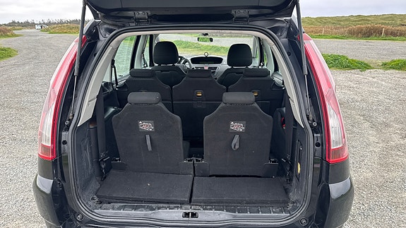 Citroen Grand C4 Picasso 12 of 19