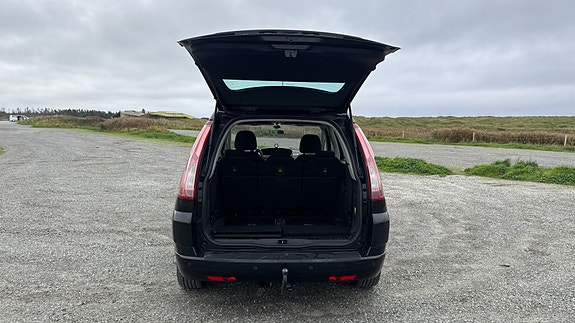 Citroen Grand C4 Picasso 10 of 19