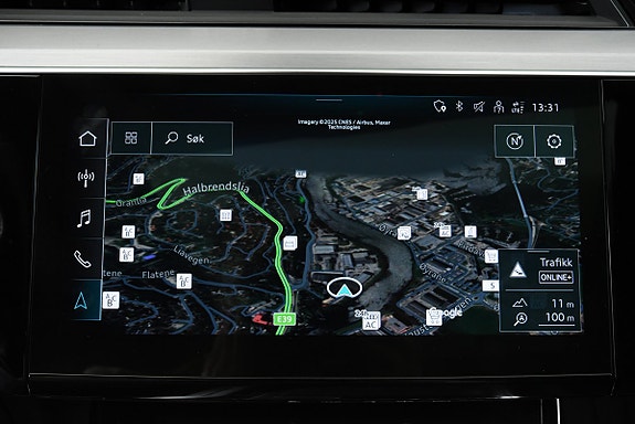 Audi SQ8 e-tron 17 of 22