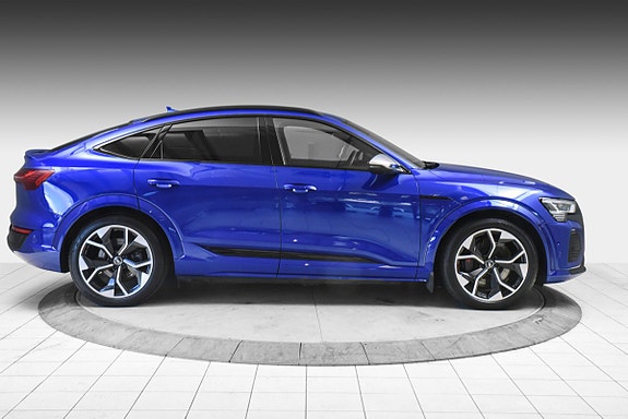 Audi SQ8 e-tron 6 of 22