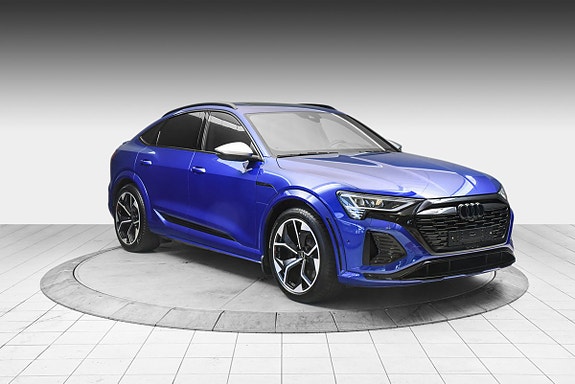 Audi SQ8 e-tron 4 of 22