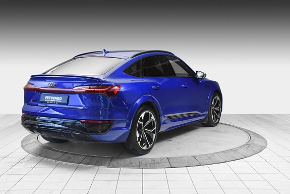 Audi SQ8 e-tron 7 of 22