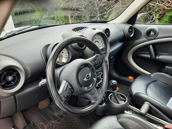 MINI Countryman Cooper D 7 of 11