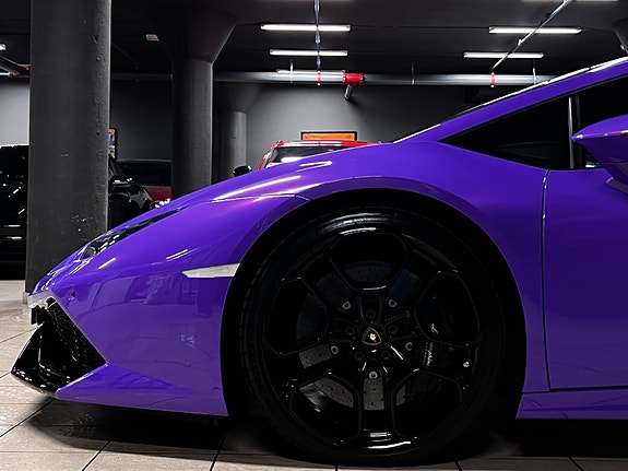 Lamborghini Huracan 24 of 30