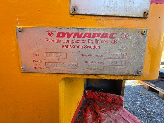 Dynapac CC 102 2 of 5