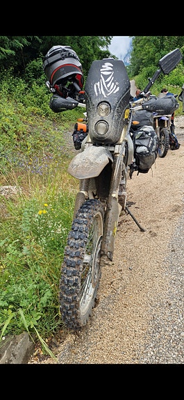 Suzuki DR 650 3 of 5