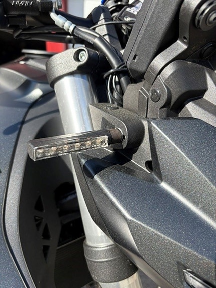 Suzuki GSX-8S 8 of 16