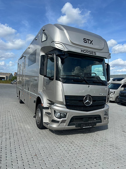 Mercedes-Benz Actros S 1832 - STX Påbygg til 4 hester pop out, push up boavdeling 9 of 22