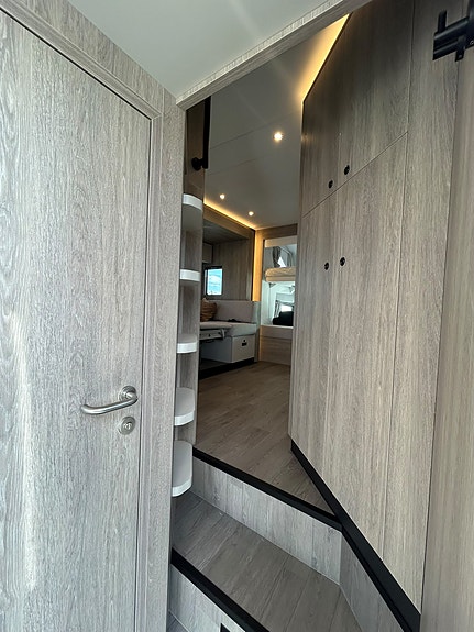 Mercedes-Benz Actros S 1832 - STX Påbygg til 4 hester pop out, push up boavdeling 17 of 22