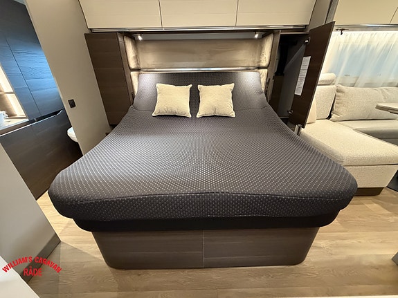 Adria ALPINA 663 HT 18 of 28