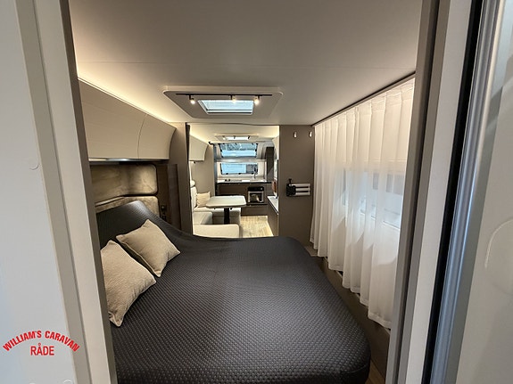 Adria ALPINA 663 HT 21 of 28