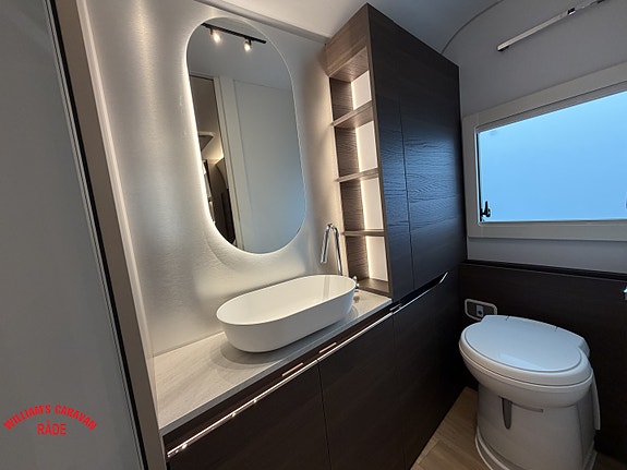 Adria ALPINA 663 HT 24 of 28