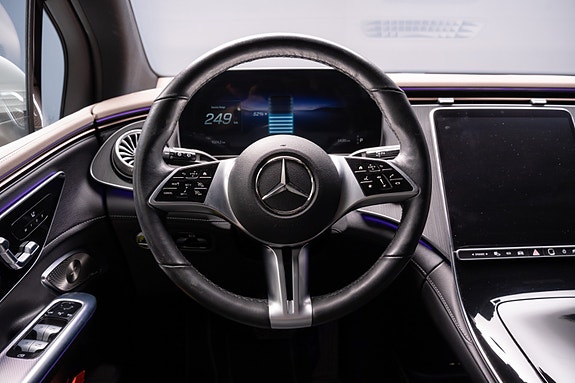 Mercedes-Benz EQE350 12 of 30