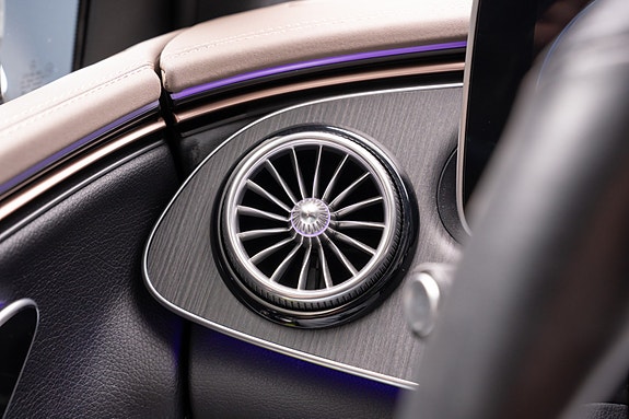 Mercedes-Benz EQE350 24 of 30