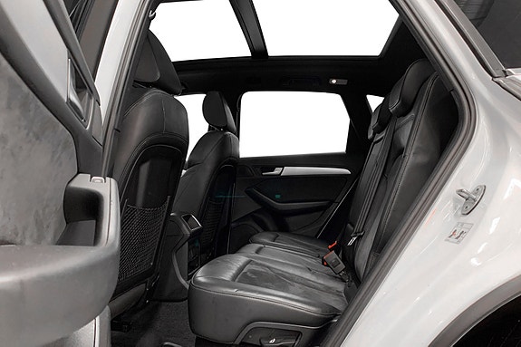 Audi Q5 4 of 14