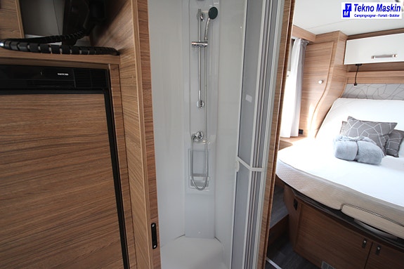 Weinsberg CARASUITE 700 DX 12 of 21
