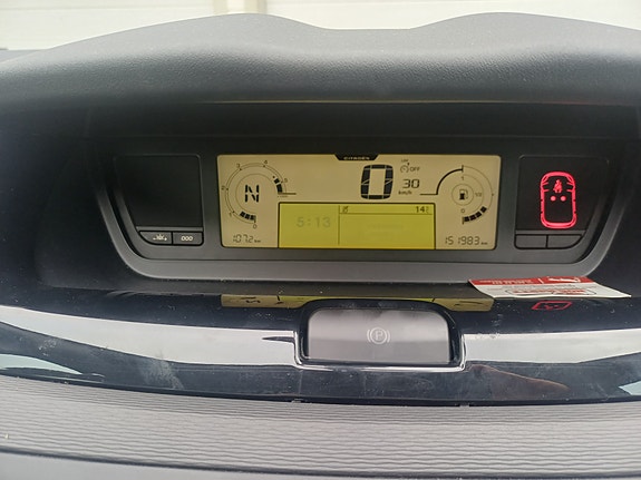 Citroen Grand C4 Picasso 23 of 30