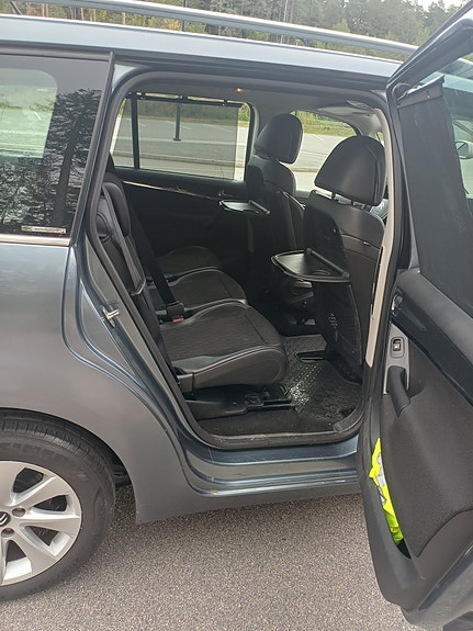Citroen Grand C4 Picasso 17 of 30