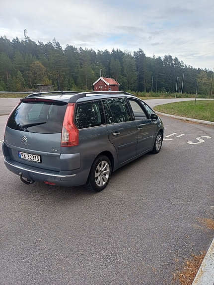 Citroen Grand C4 Picasso 3 of 30
