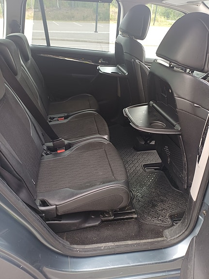 Citroen Grand C4 Picasso 16 of 30