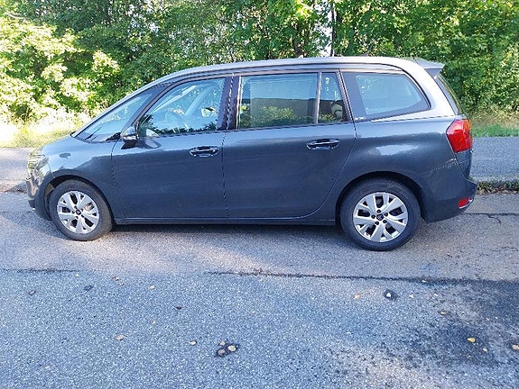 Citroen Grand C4 Picasso 7 of 30