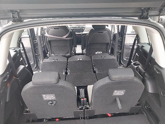 Citroen Grand C4 Picasso 18 of 30